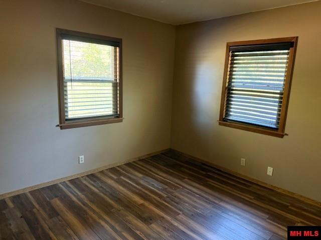 144 Woods Point Road