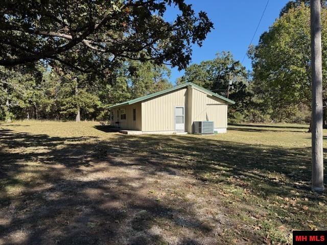 144 Woods Point Road