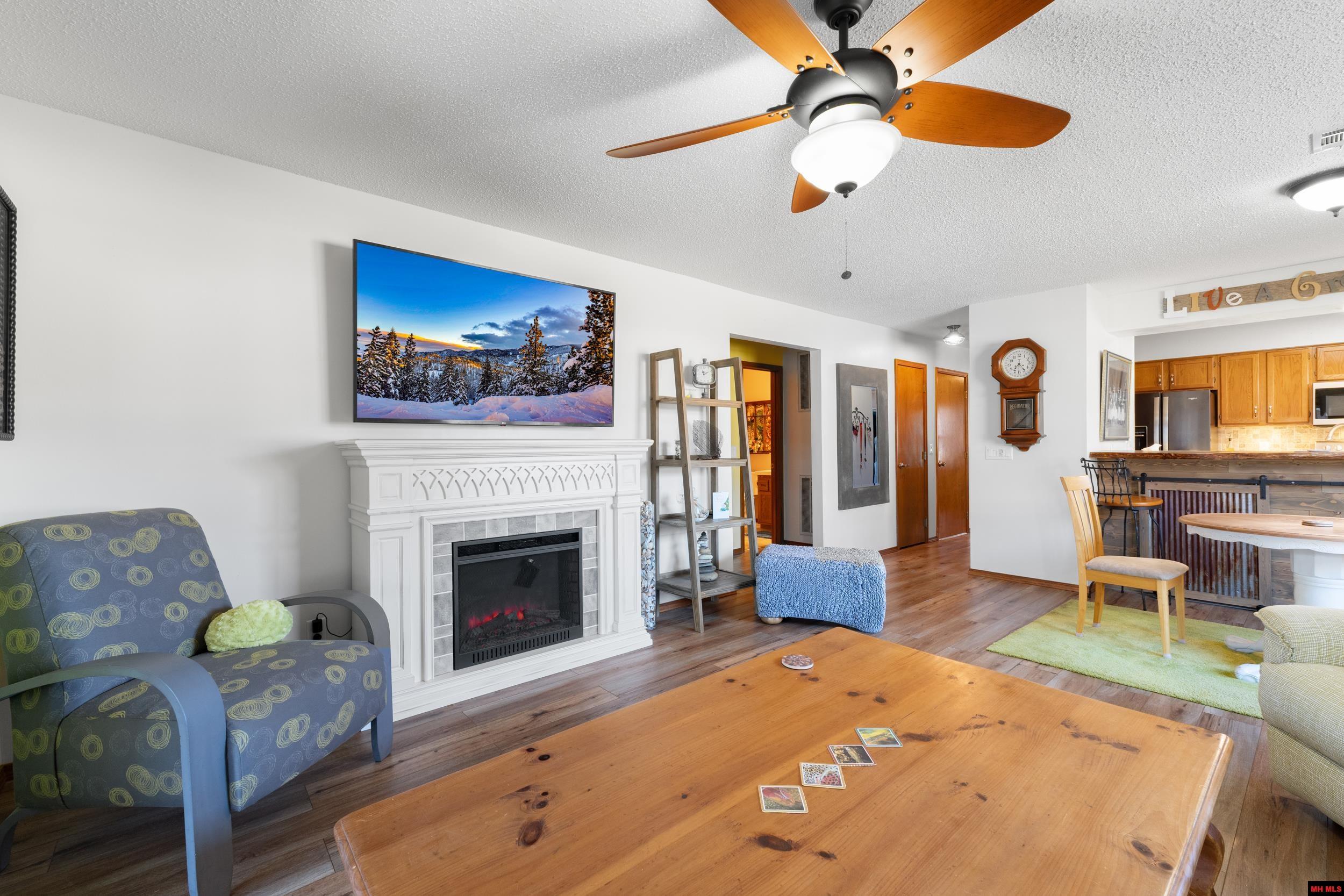 1522 Meadowhill Drive