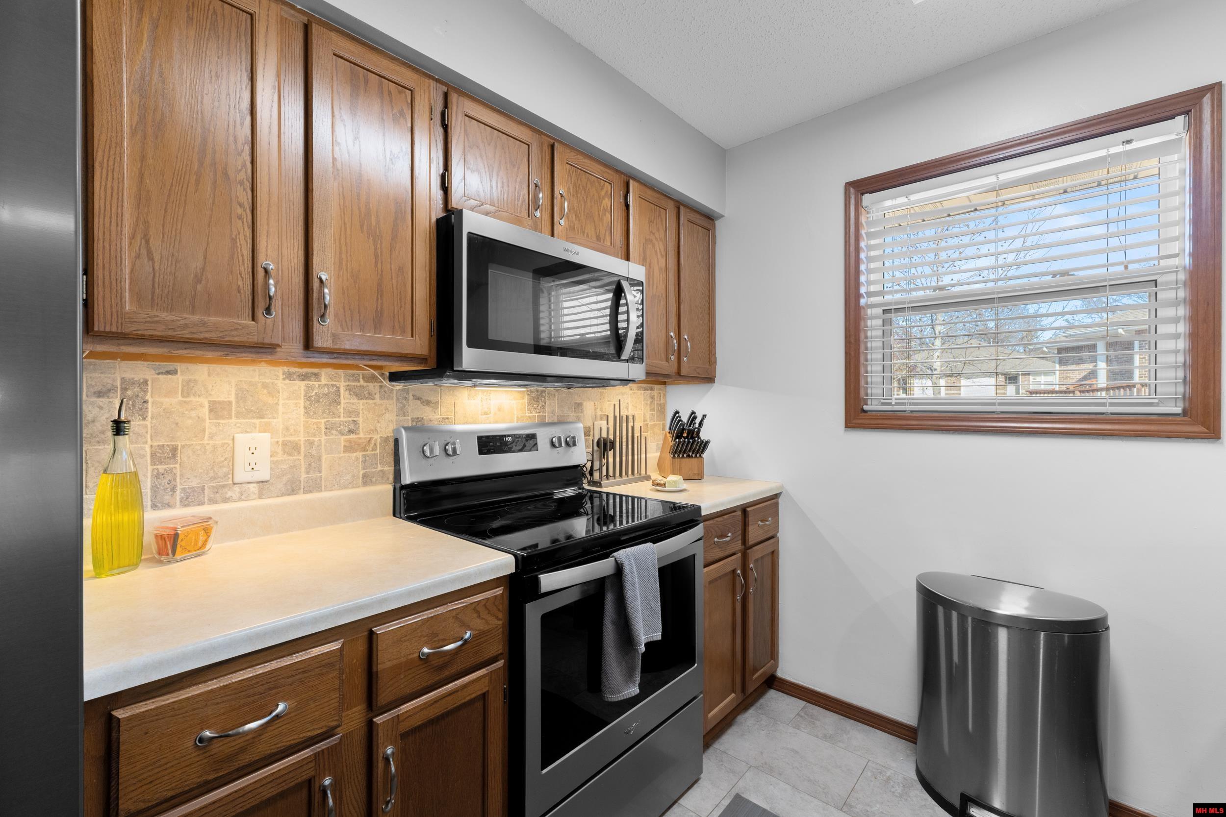 1522 Meadowhill Drive