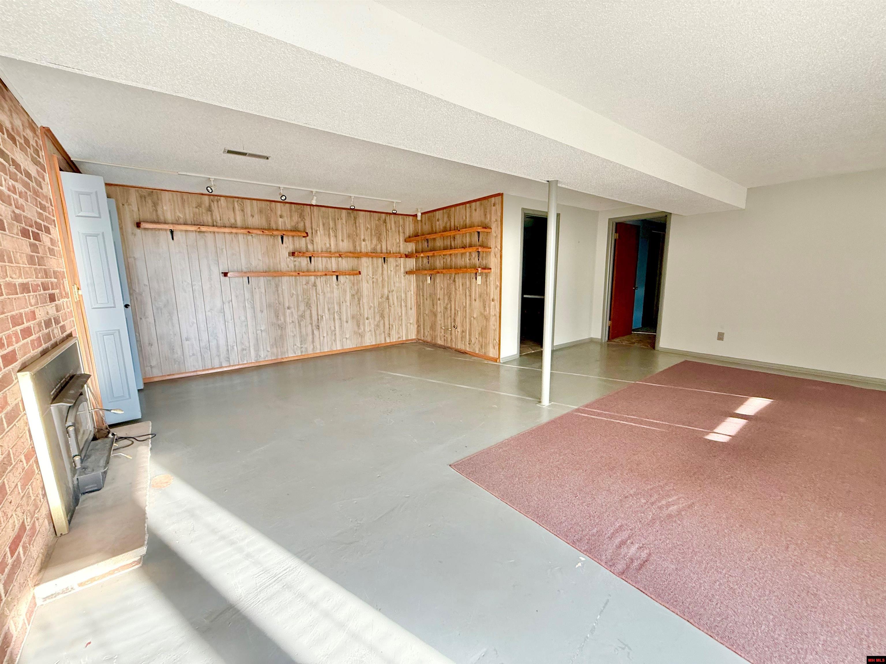 1741 Robinson Point Road