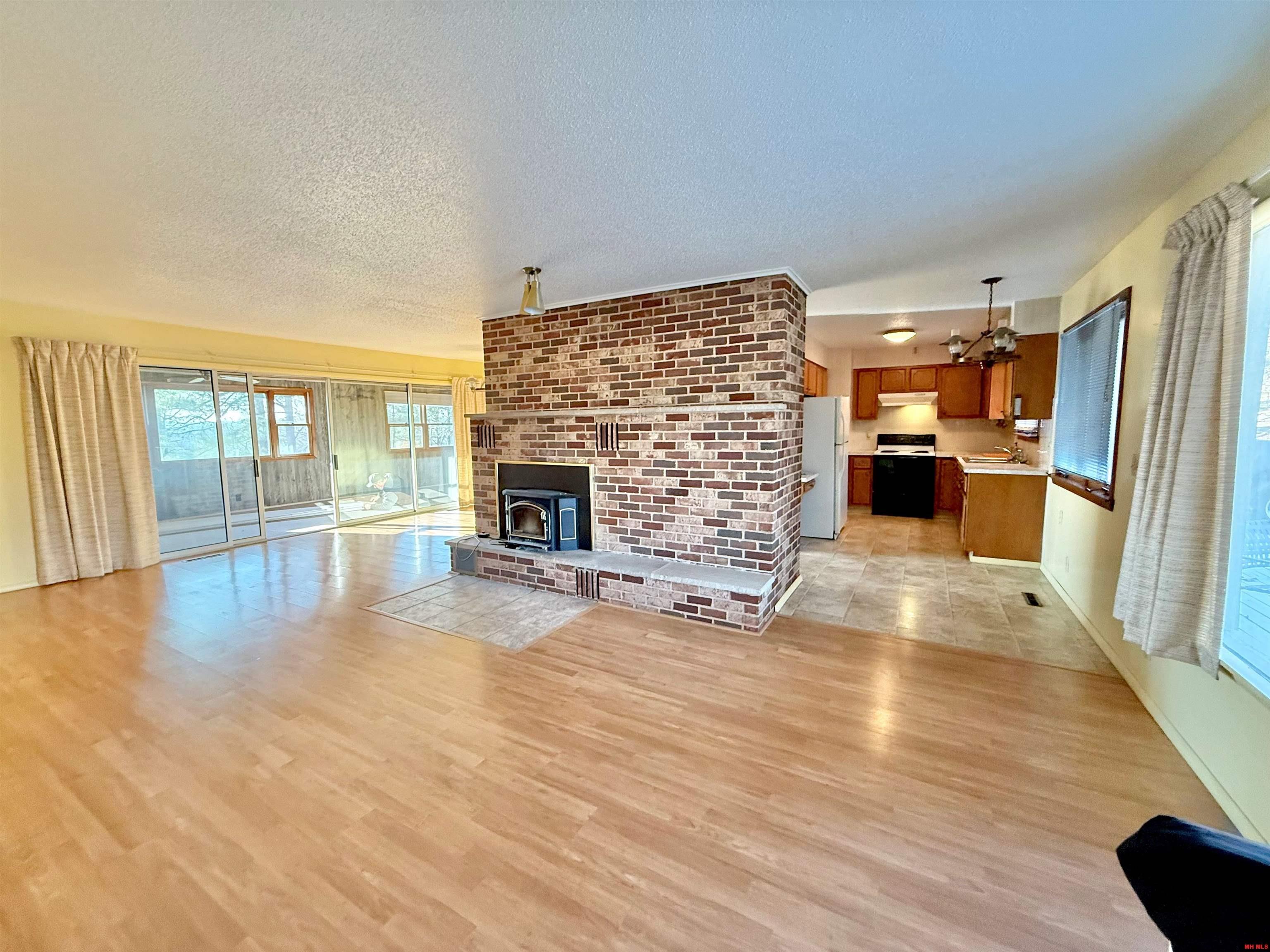 1741 Robinson Point Road