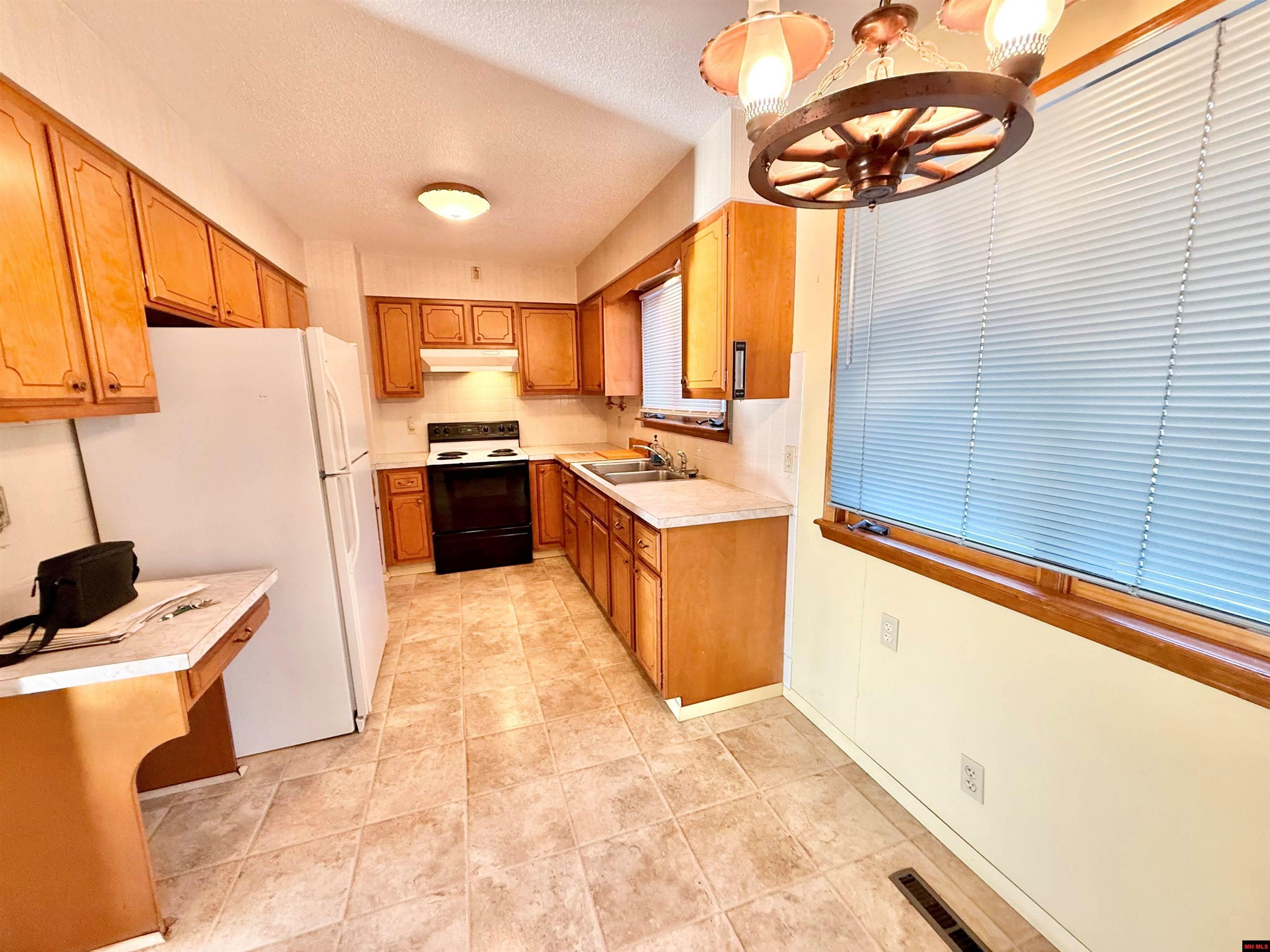 1741 Robinson Point Road