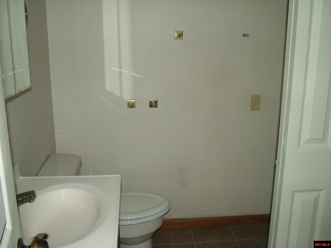 3004 HWY 5 SOUTH Mountain Home, AR