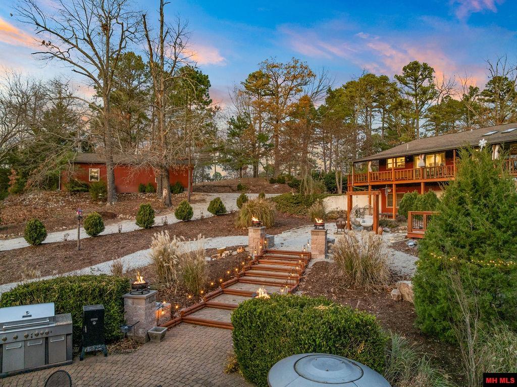 1570 Lake Point Drive