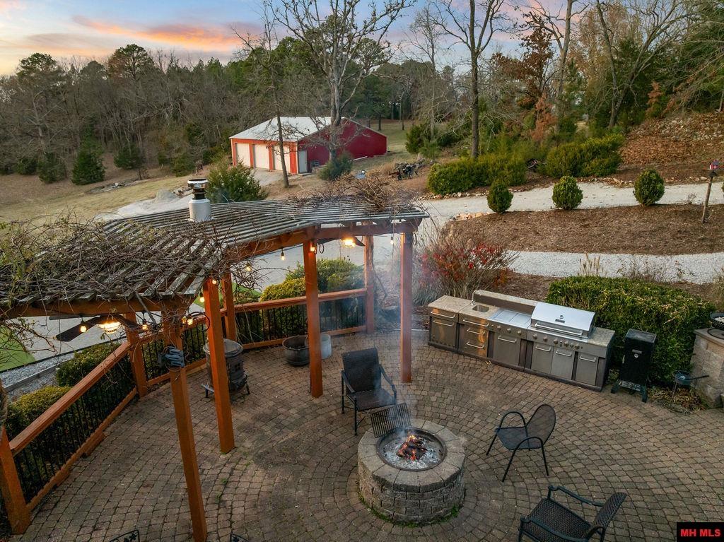 1570 Lake Point Drive