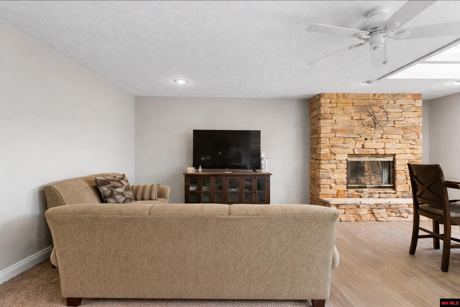 1570 Lake Point Drive