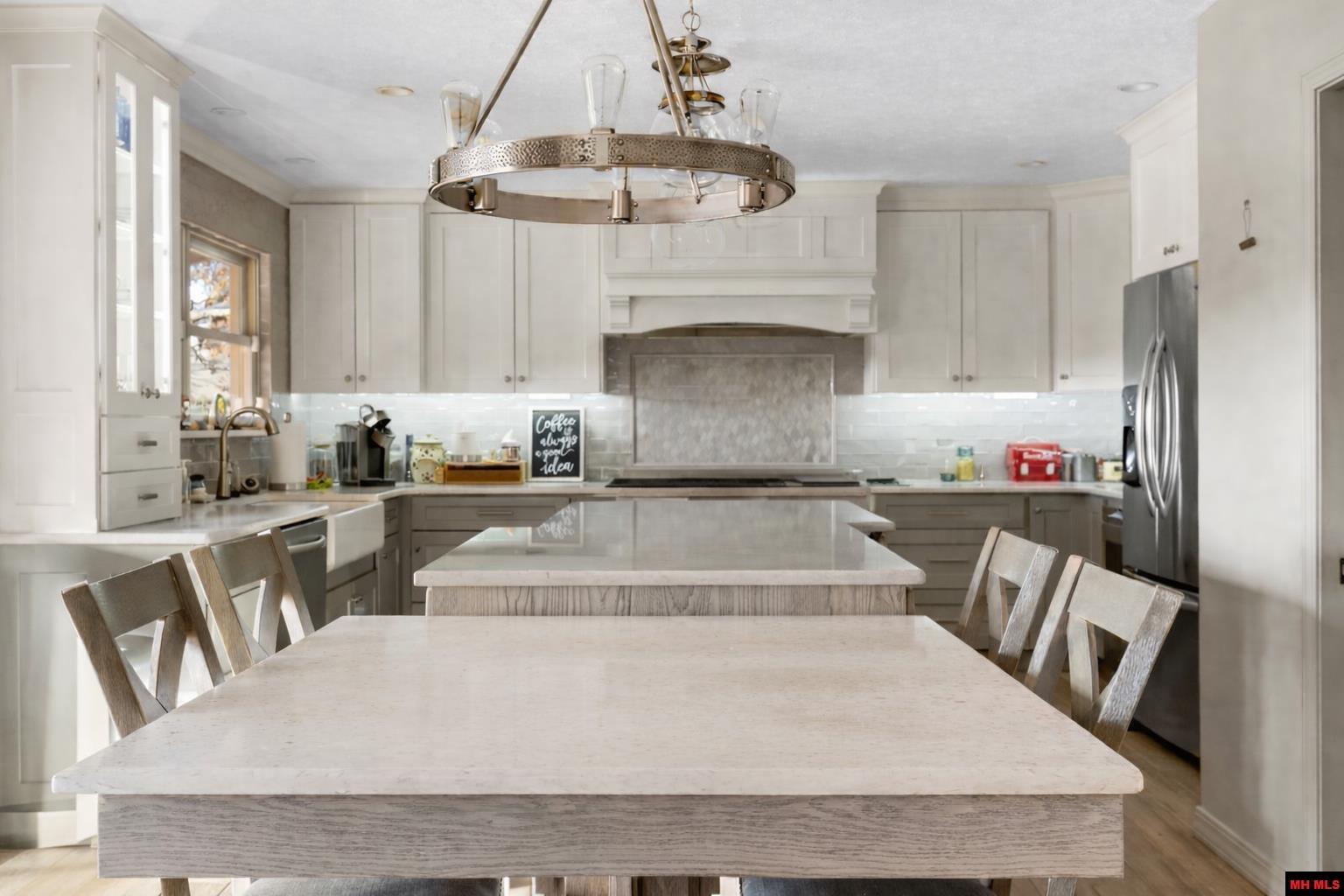 1570 Lake Point Drive