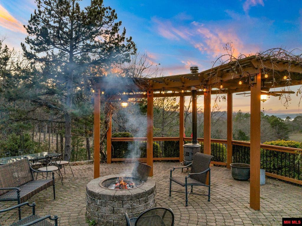 1570 LAKE POINT DRIVE Jordan, AR