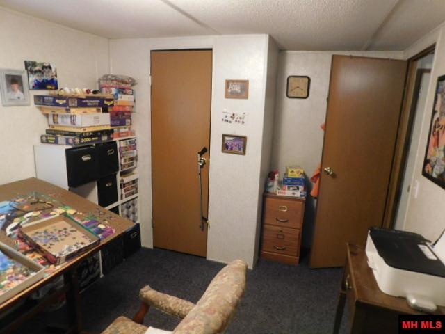 1944 Woods Point Road