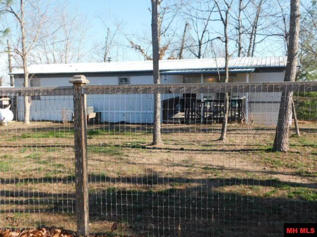 1944 Woods Point Road