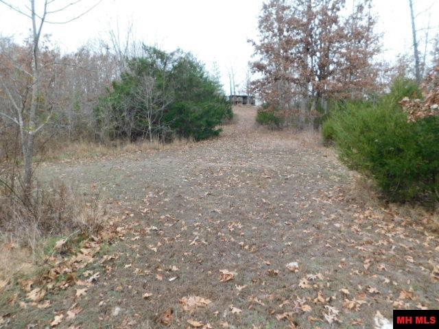 1944 Woods Point Road