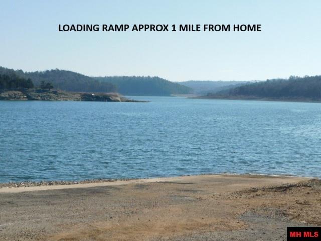 1944 Woods Point Road