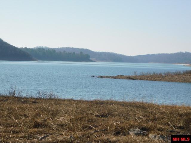 1944 Woods Point Road