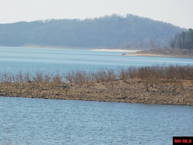 1944 Woods Point Road