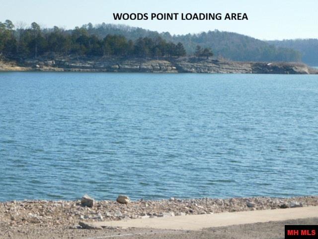 1944 Woods Point Road