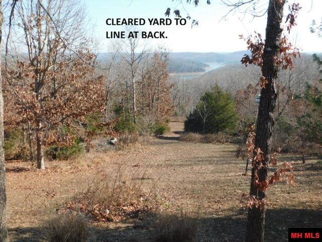 1944 Woods Point Road