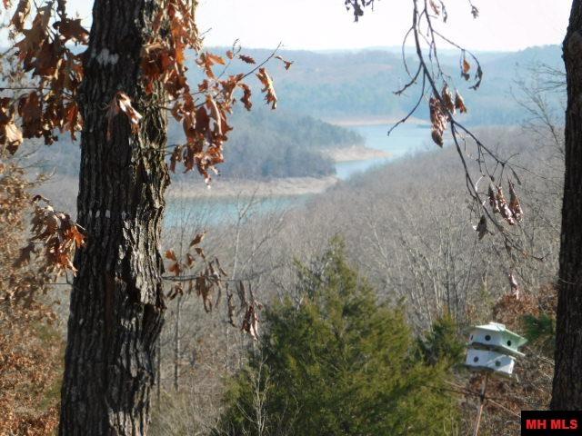 1944 Woods Point Road