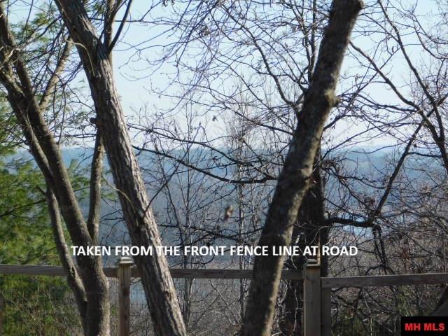 1944 Woods Point Road