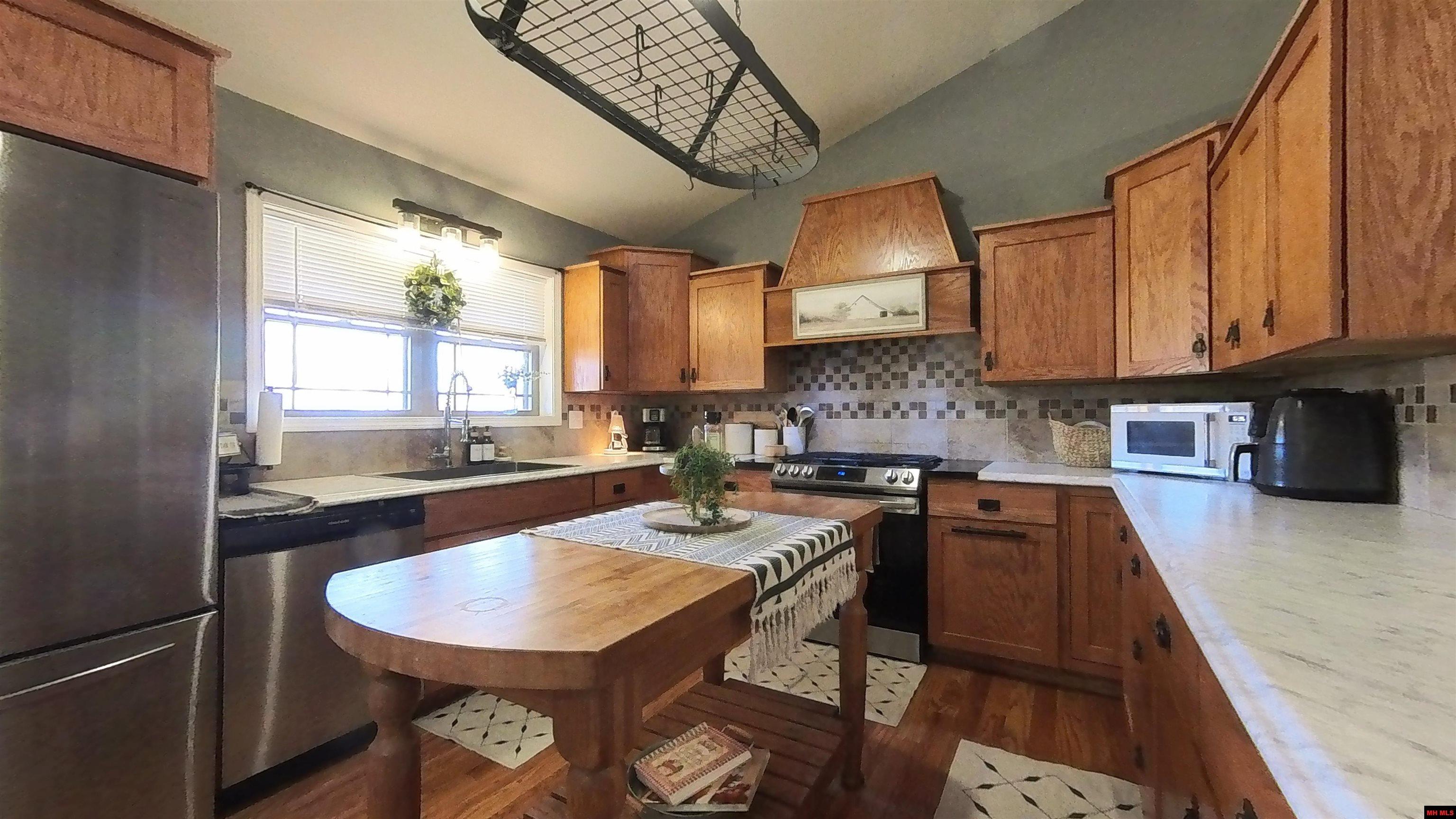 1278 Fox Circle Drive