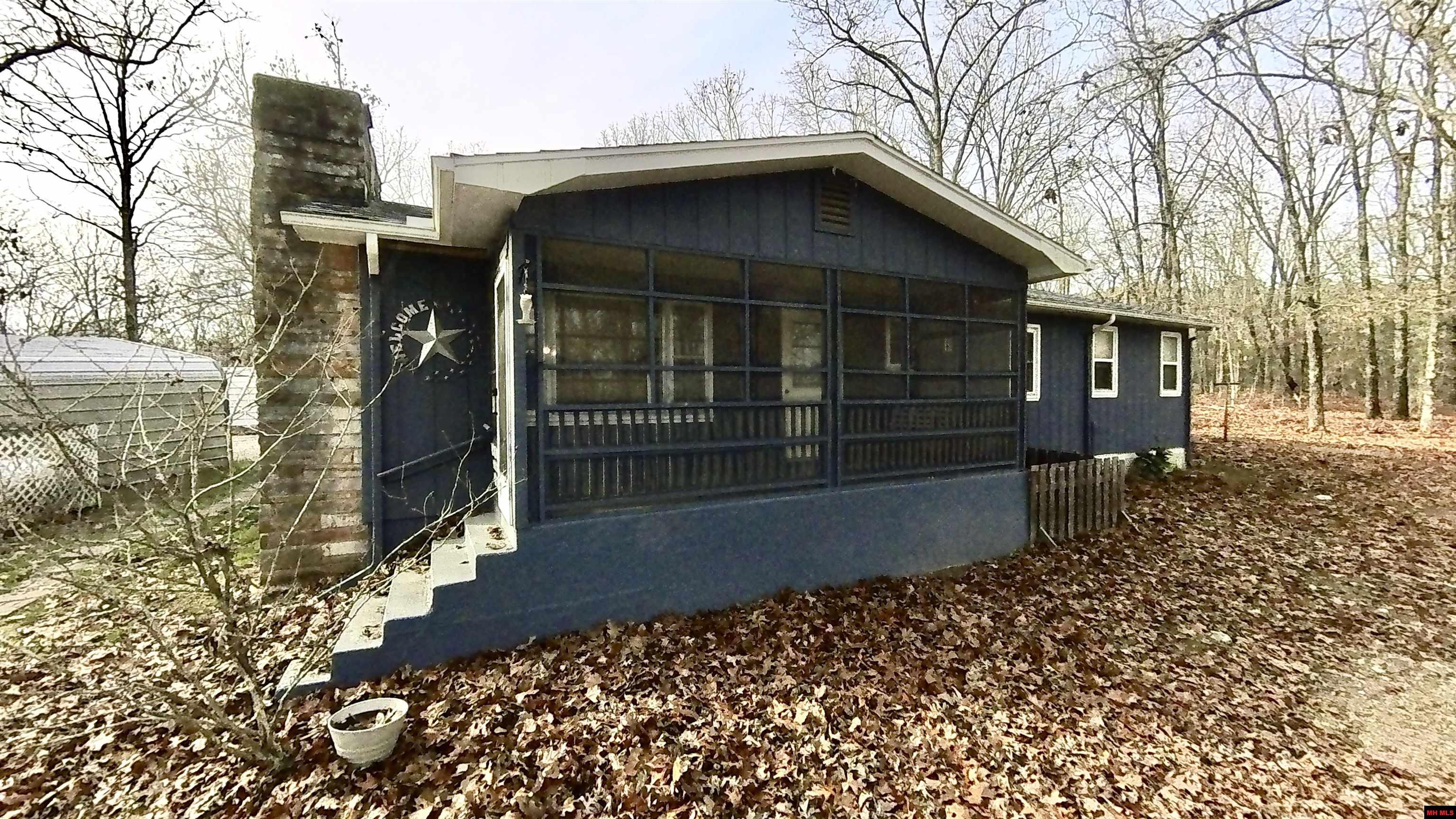 1657 Private Road 2970