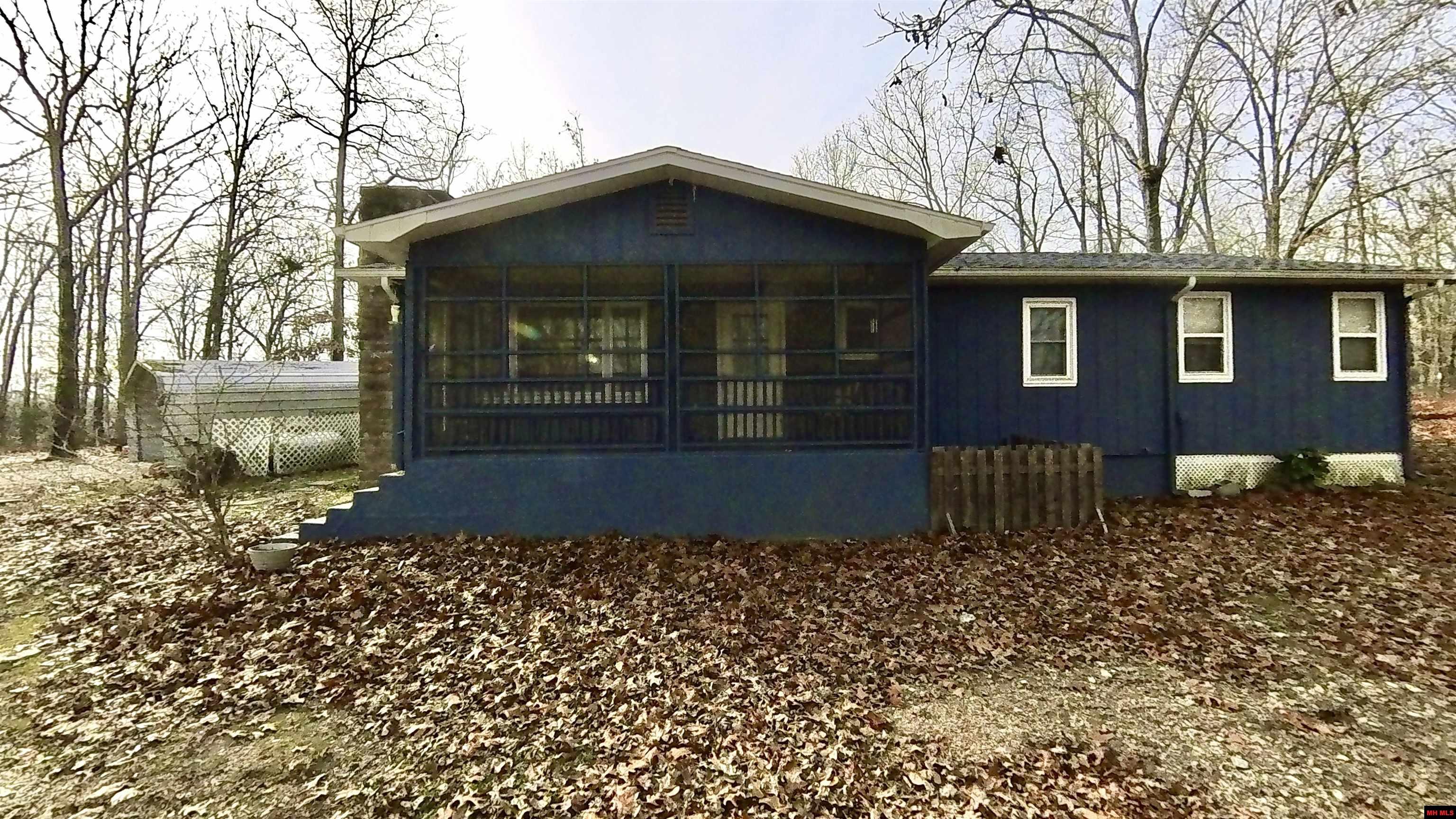 1657 Private Road 2970