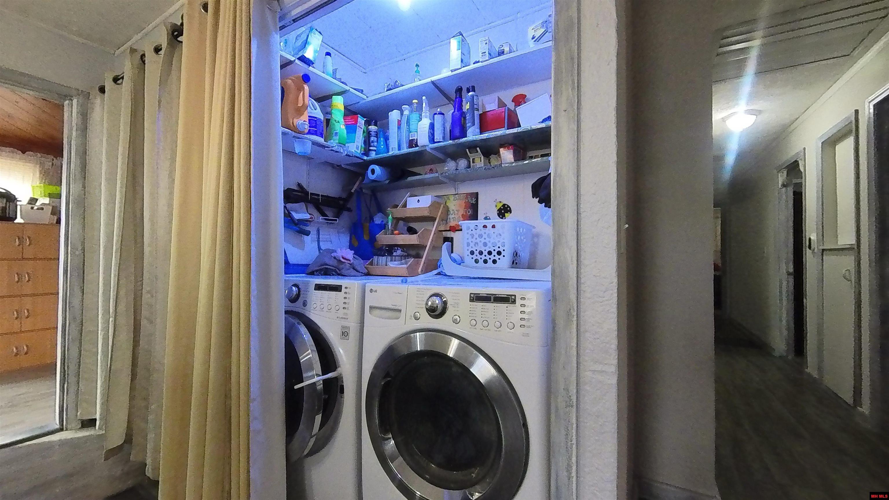 1657 Private Road 2970