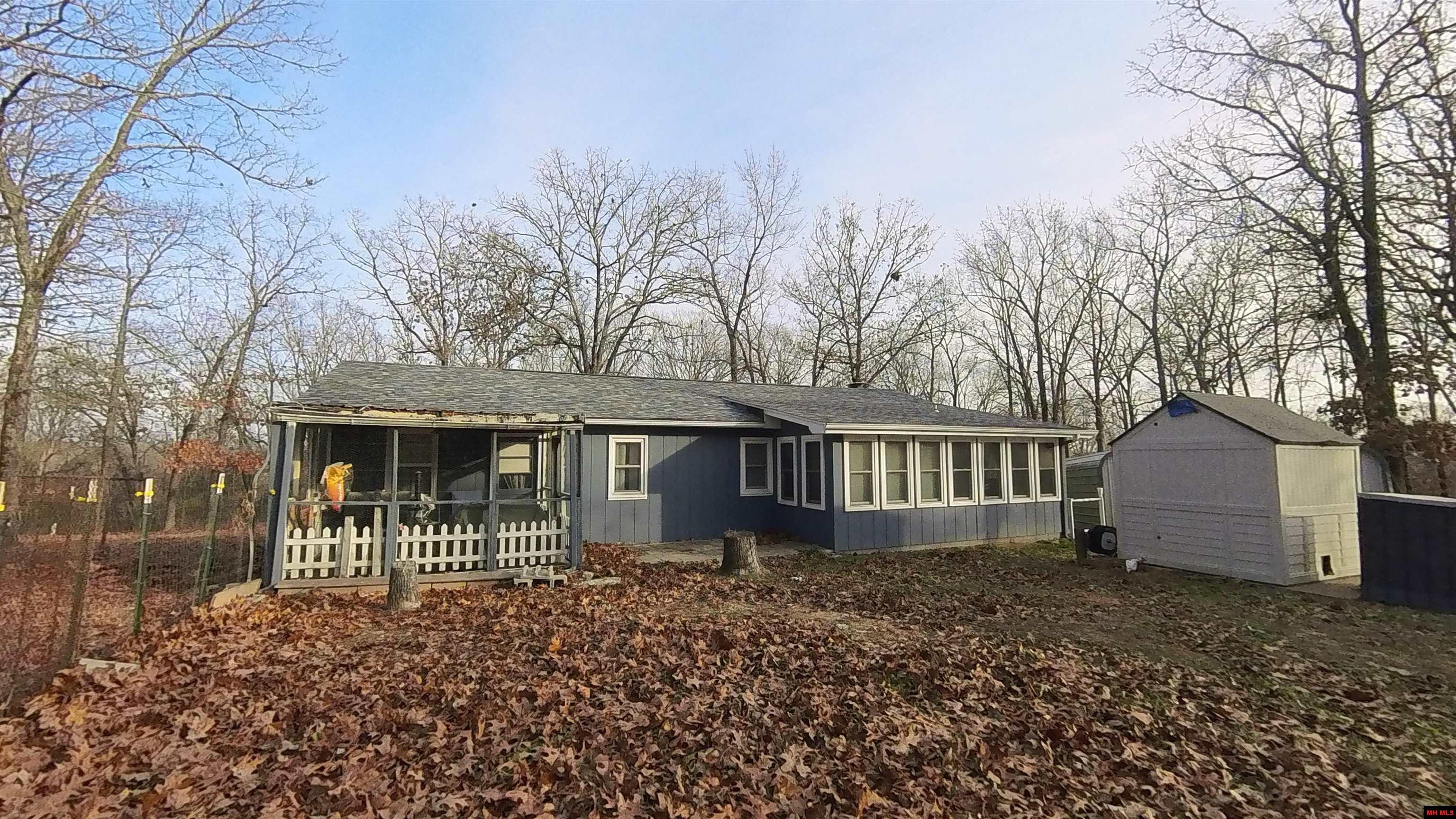 1657 Private Road 2970