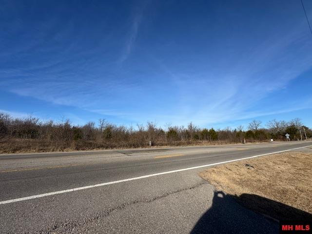 001-07841-000 Hwy 5 North