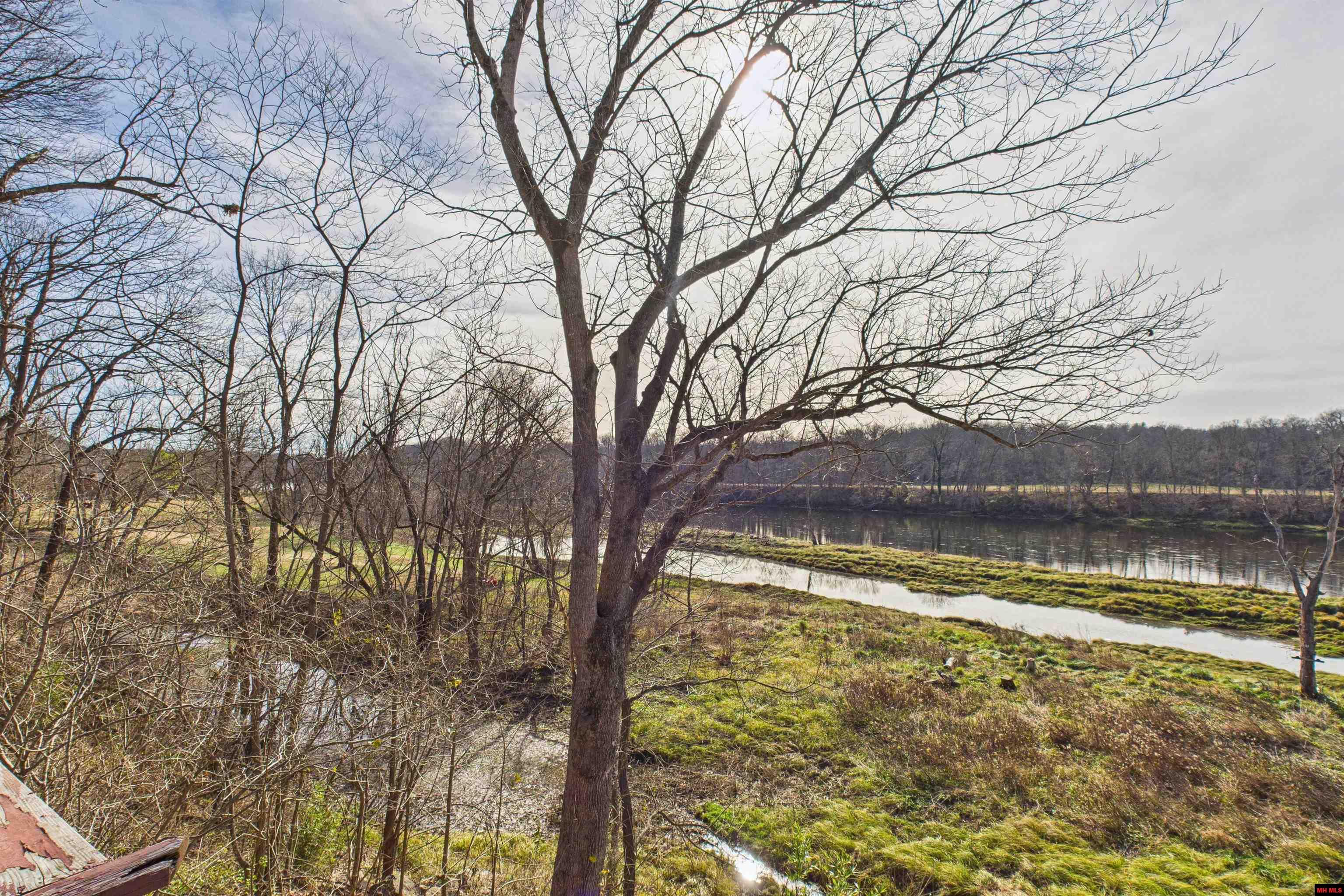 288 Valley Airport Drive