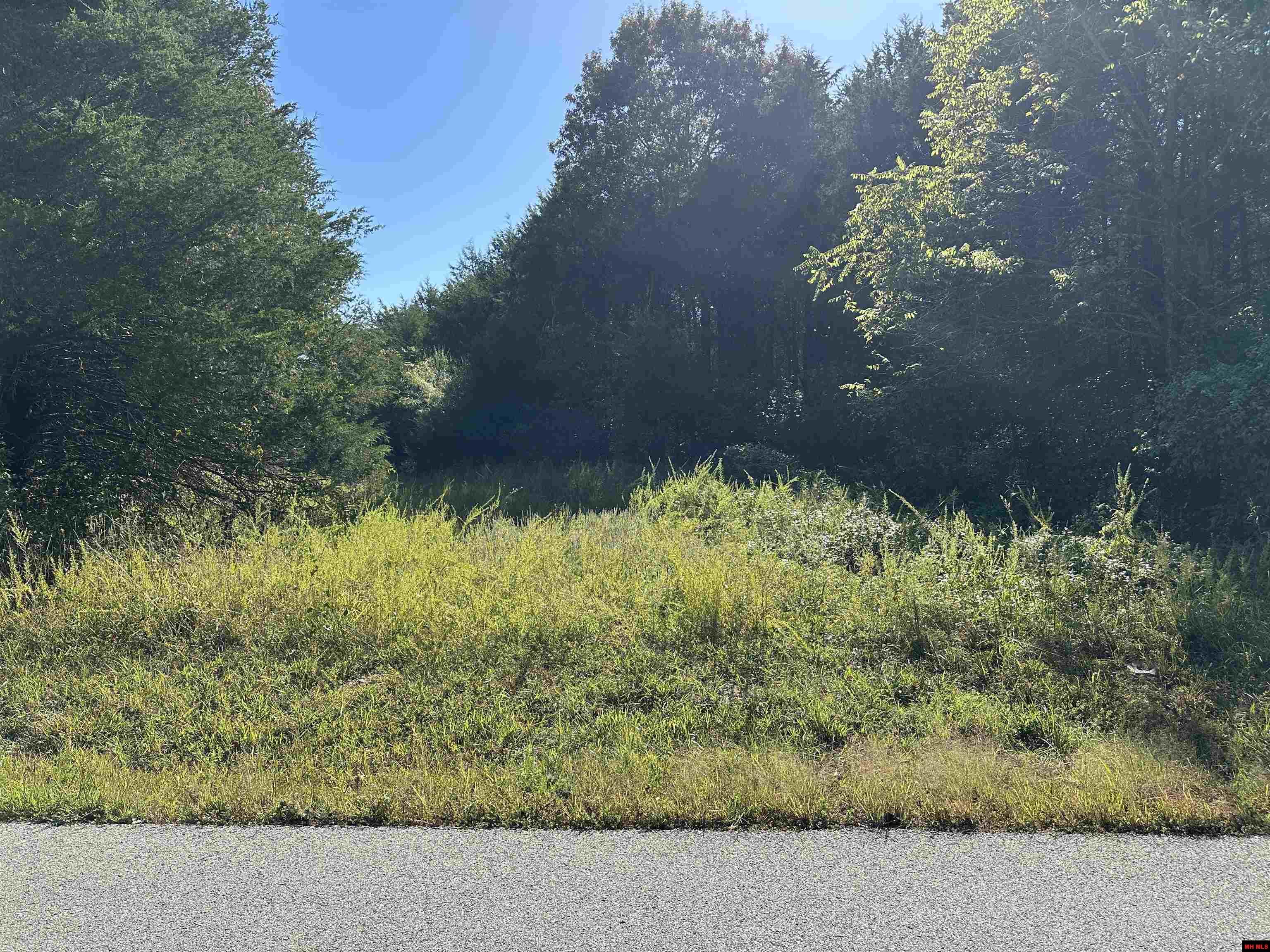 1609 Old Strawberry Lane