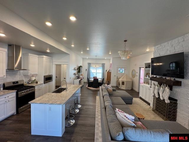 3075 Spring Mill Drive