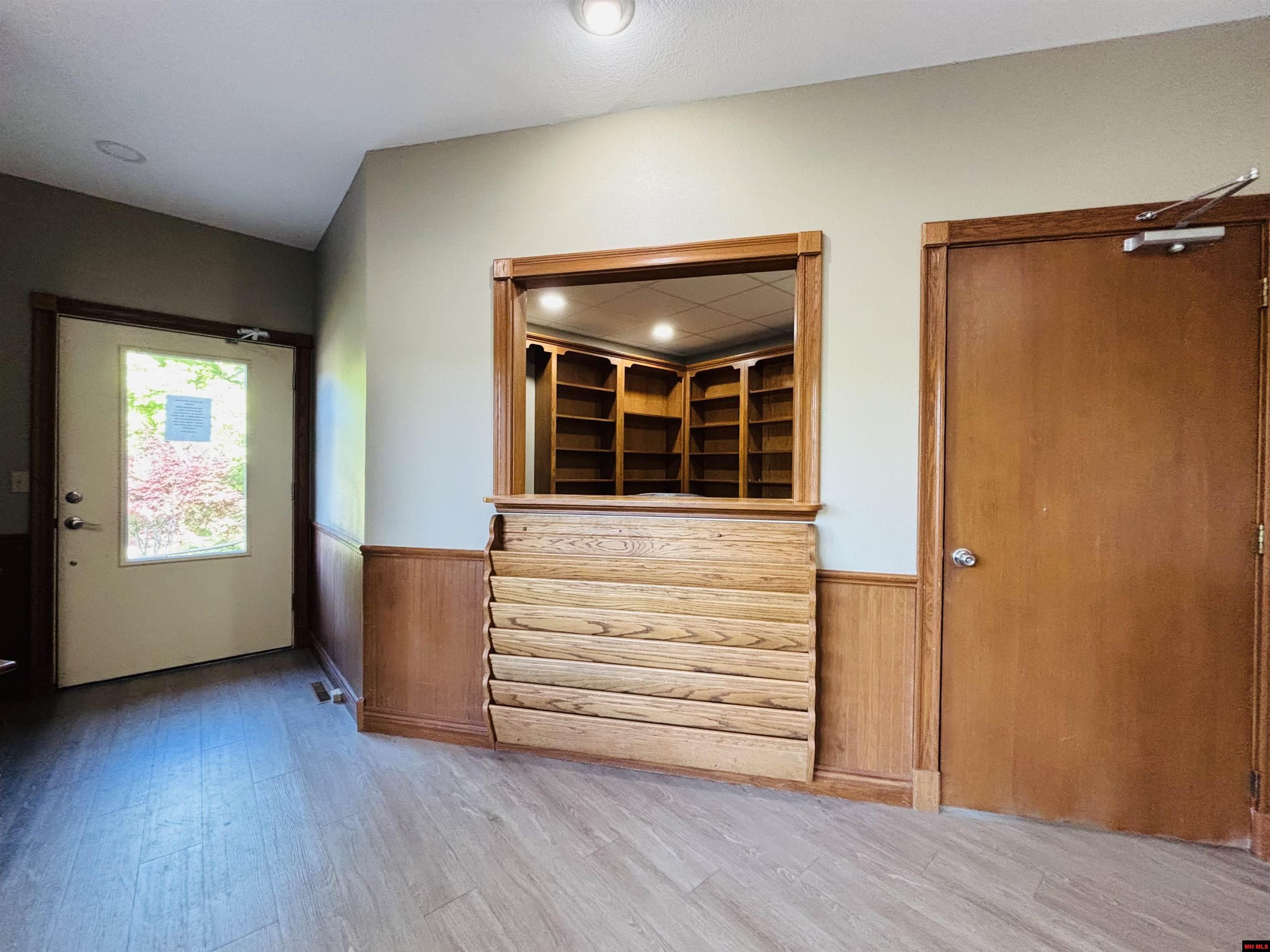 1629 HARDING BOULEVARD Cotter, AR