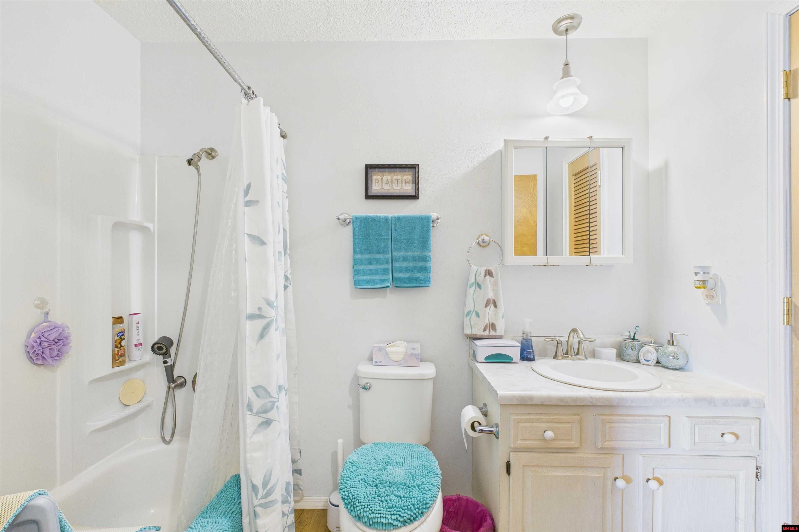 1019 Buzzard Roost Cutoff