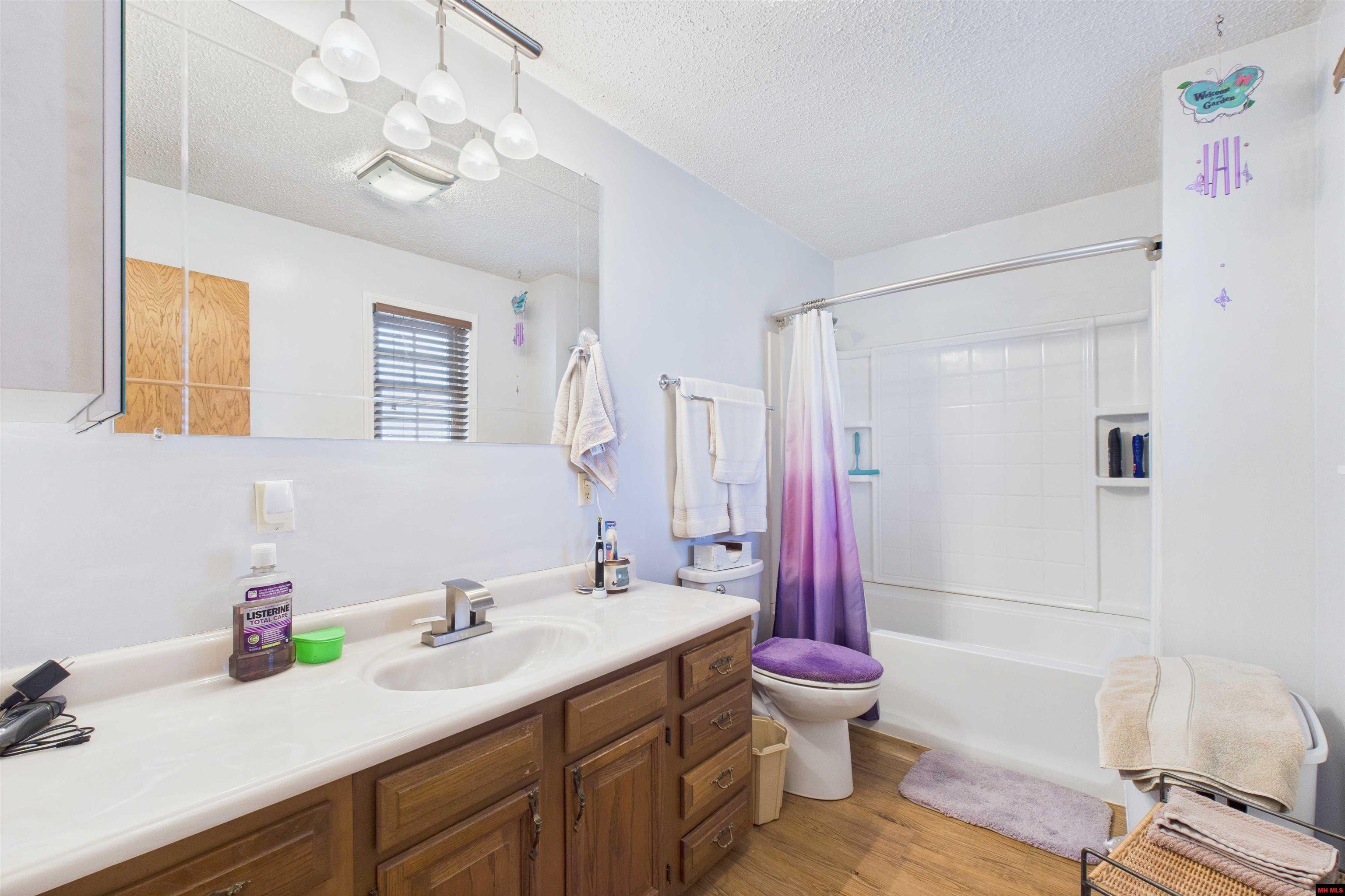 1019 Buzzard Roost Cutoff