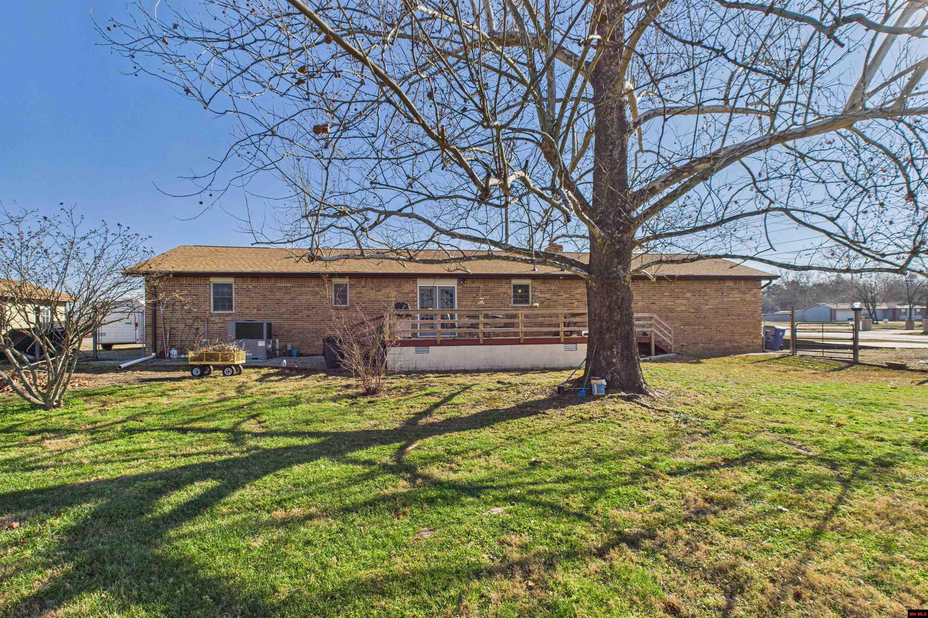 1019 Buzzard Roost Cutoff