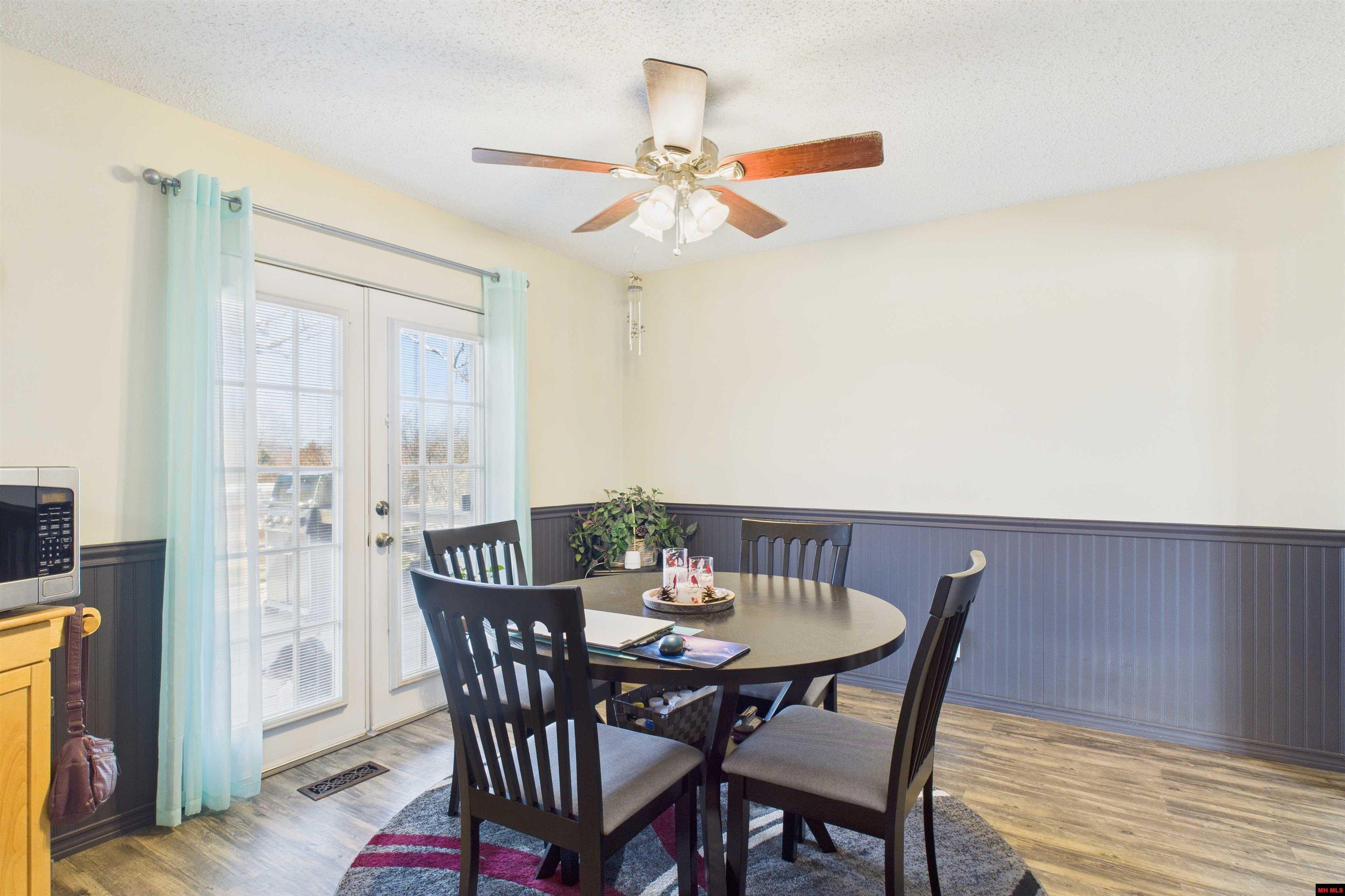 1019 Buzzard Roost Cutoff