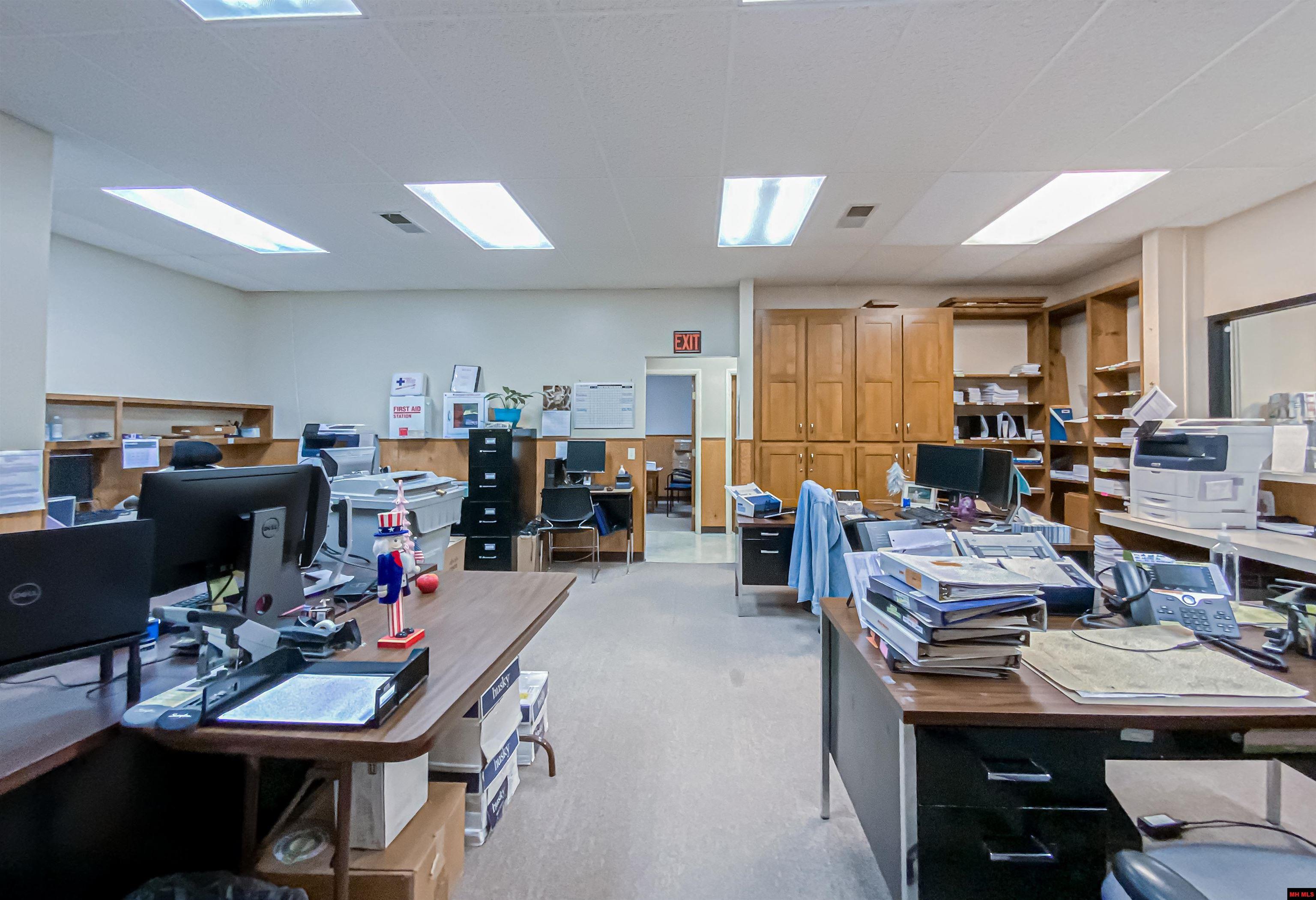 114 E OLD MAIN STREET Yellville, AR