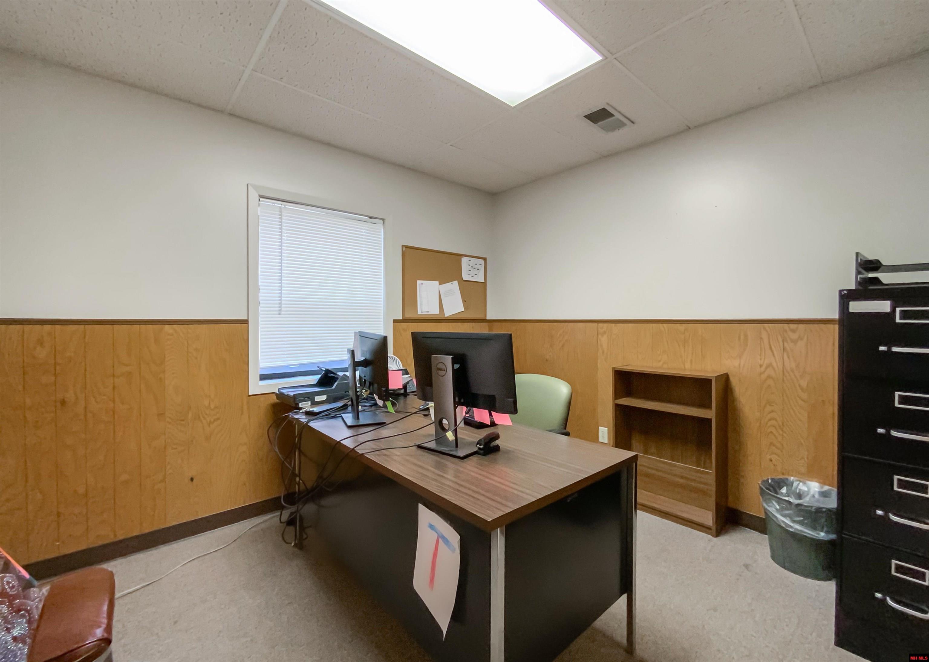 114 E OLD MAIN STREET Yellville, AR