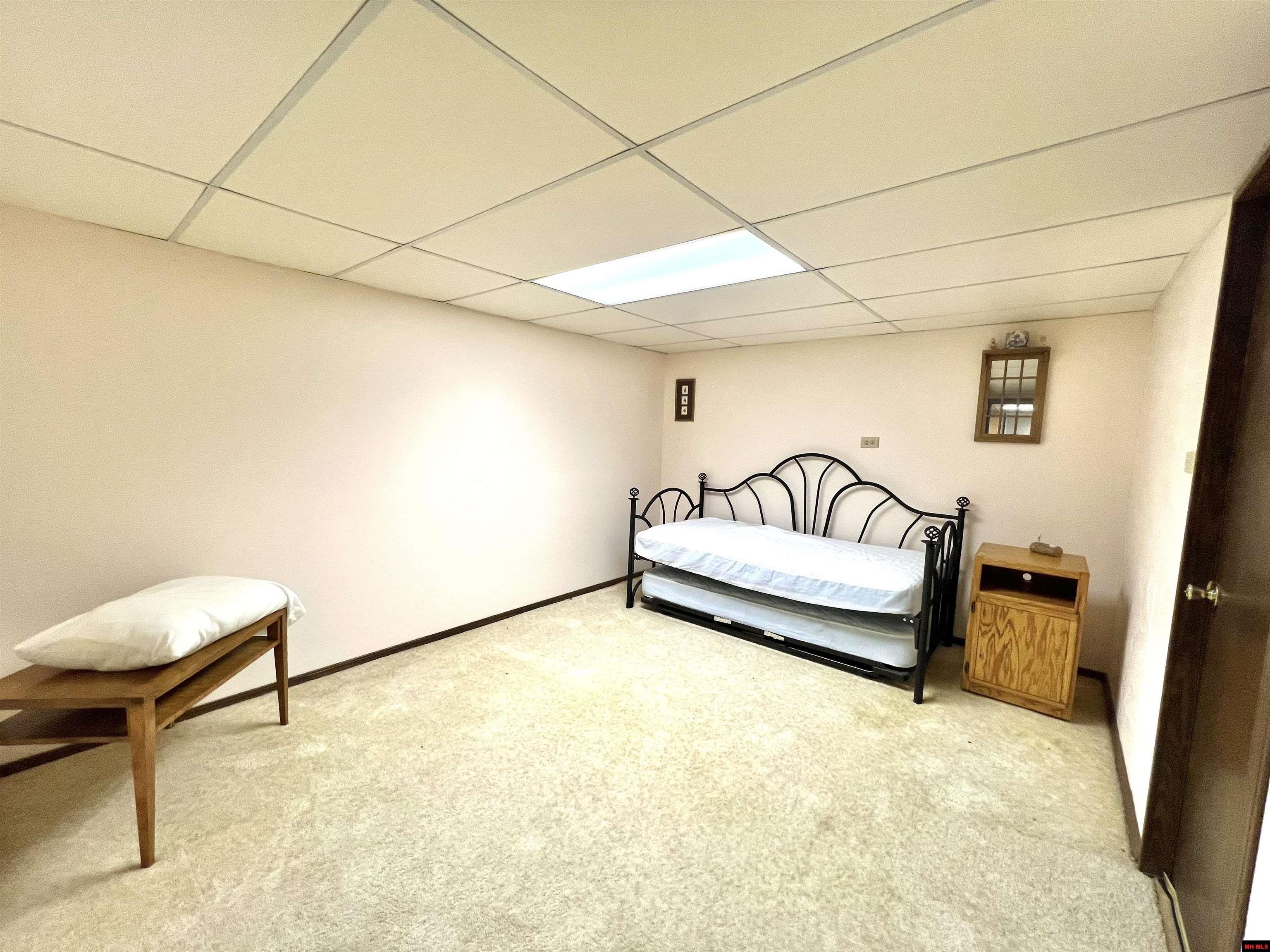 1285 Robinson Point Road