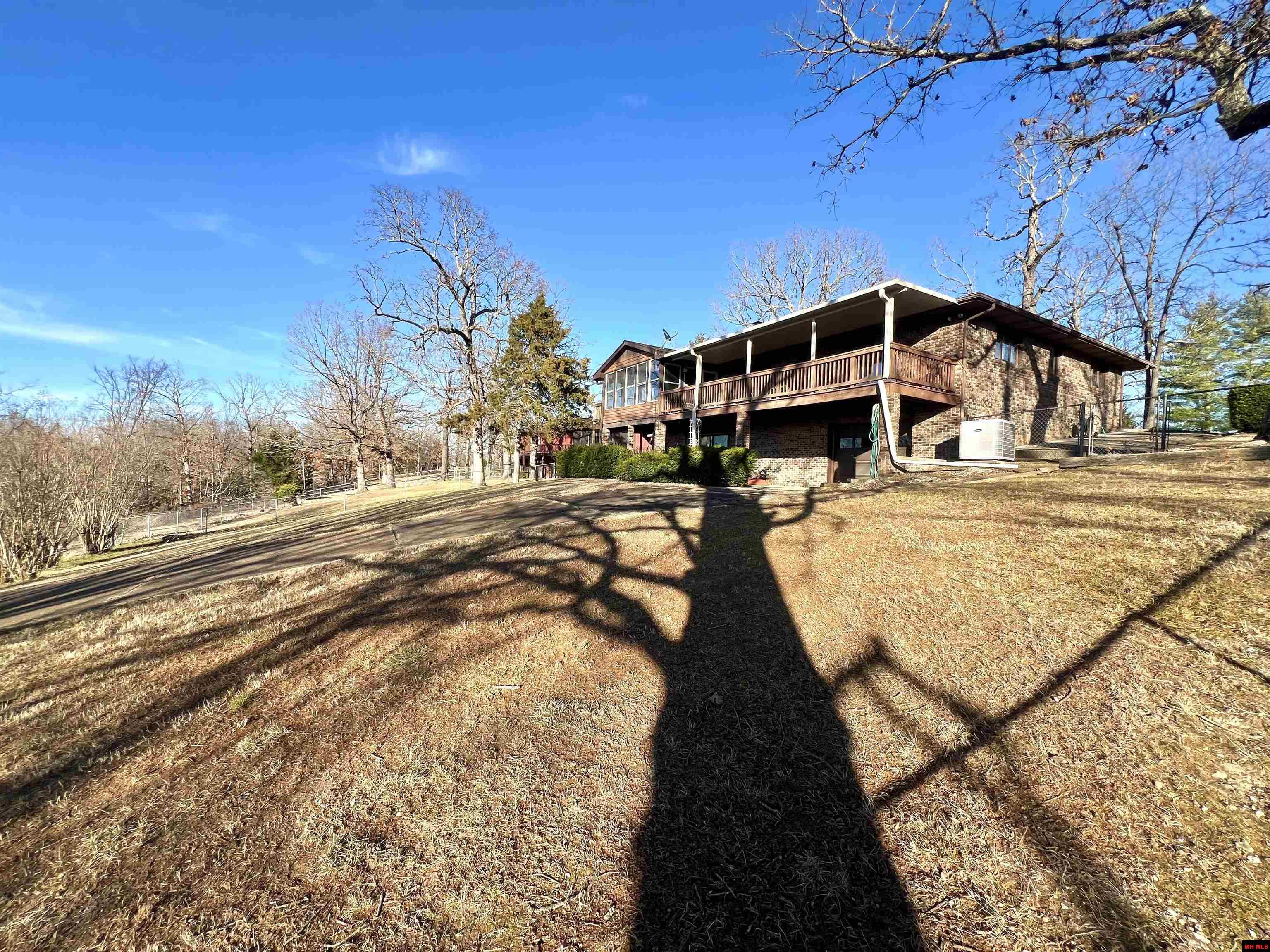 1285 Robinson Point Road