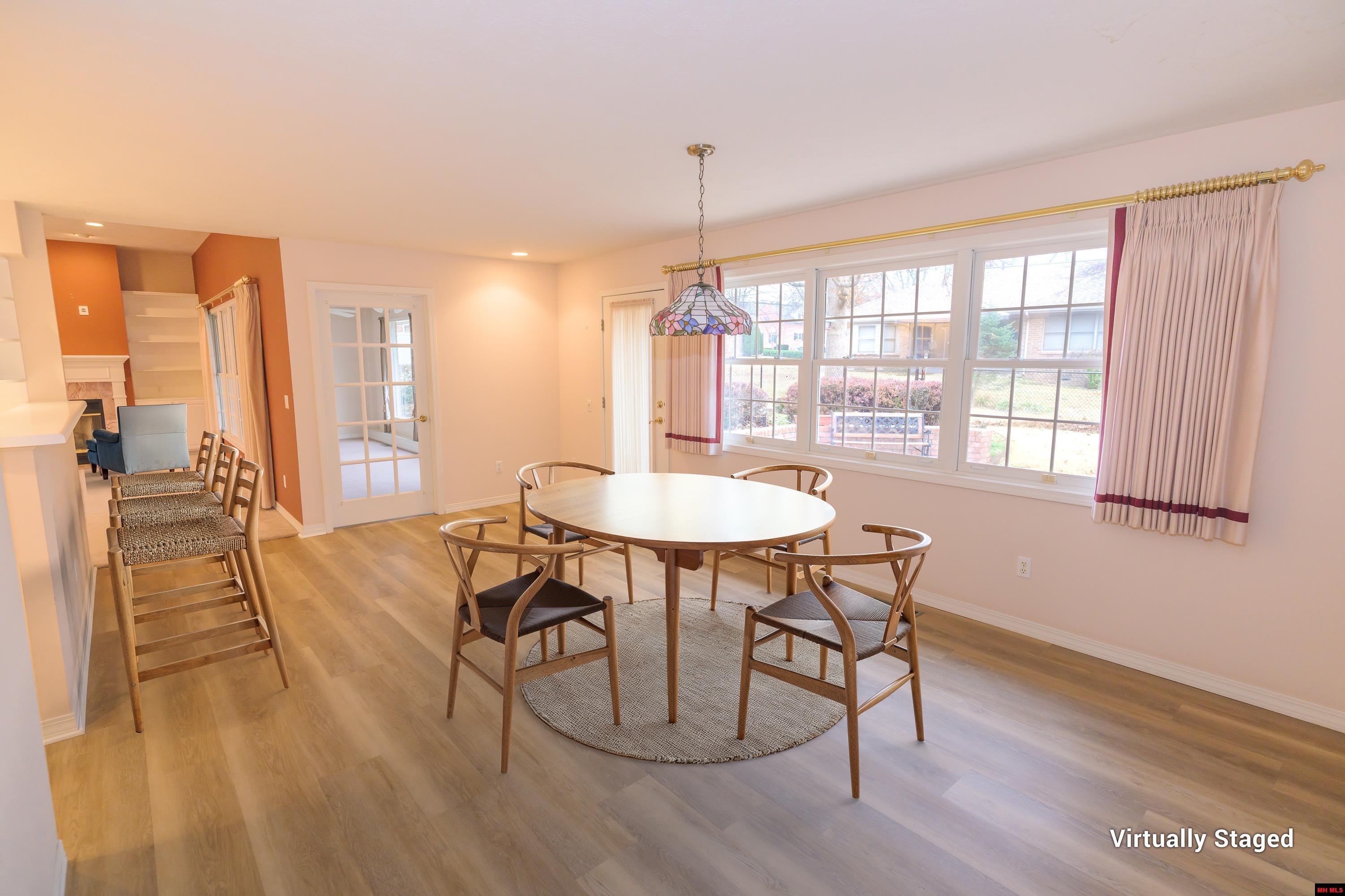 616 LEATHERWOOD DRIVE Mountain Home, AR