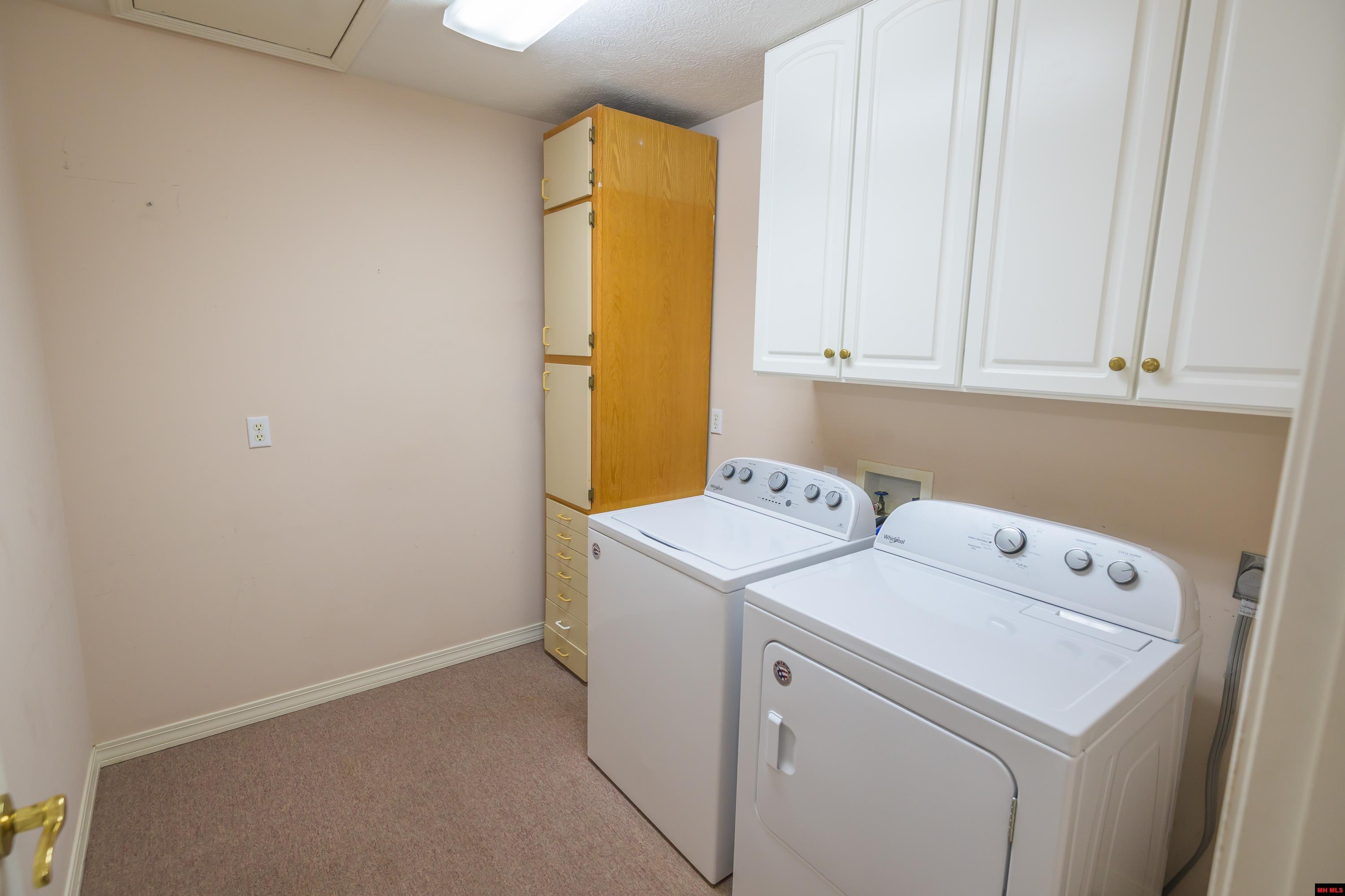 616 LEATHERWOOD DRIVE Mountain Home, AR