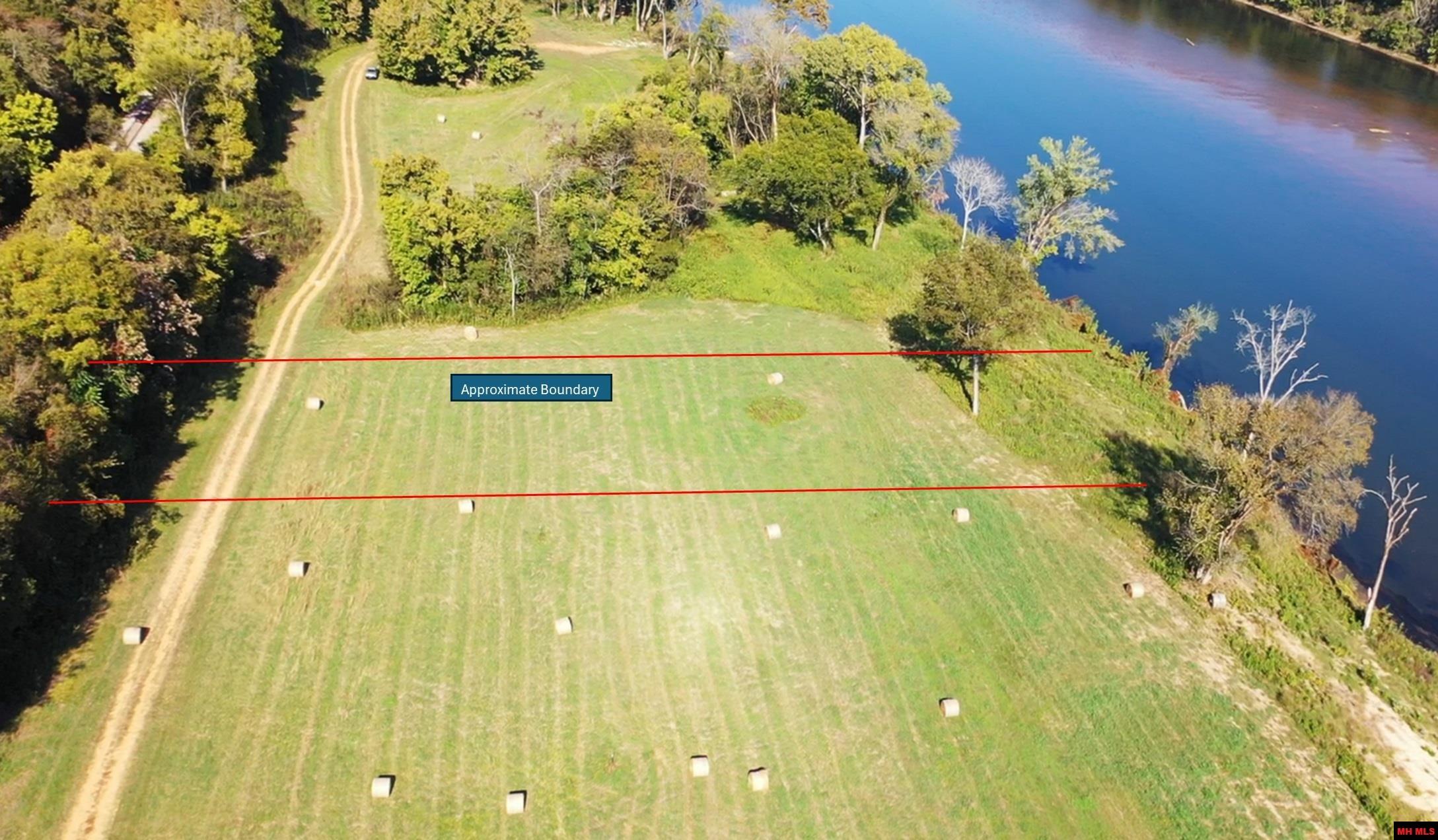 070499-100172-7 W School House Hollow Road