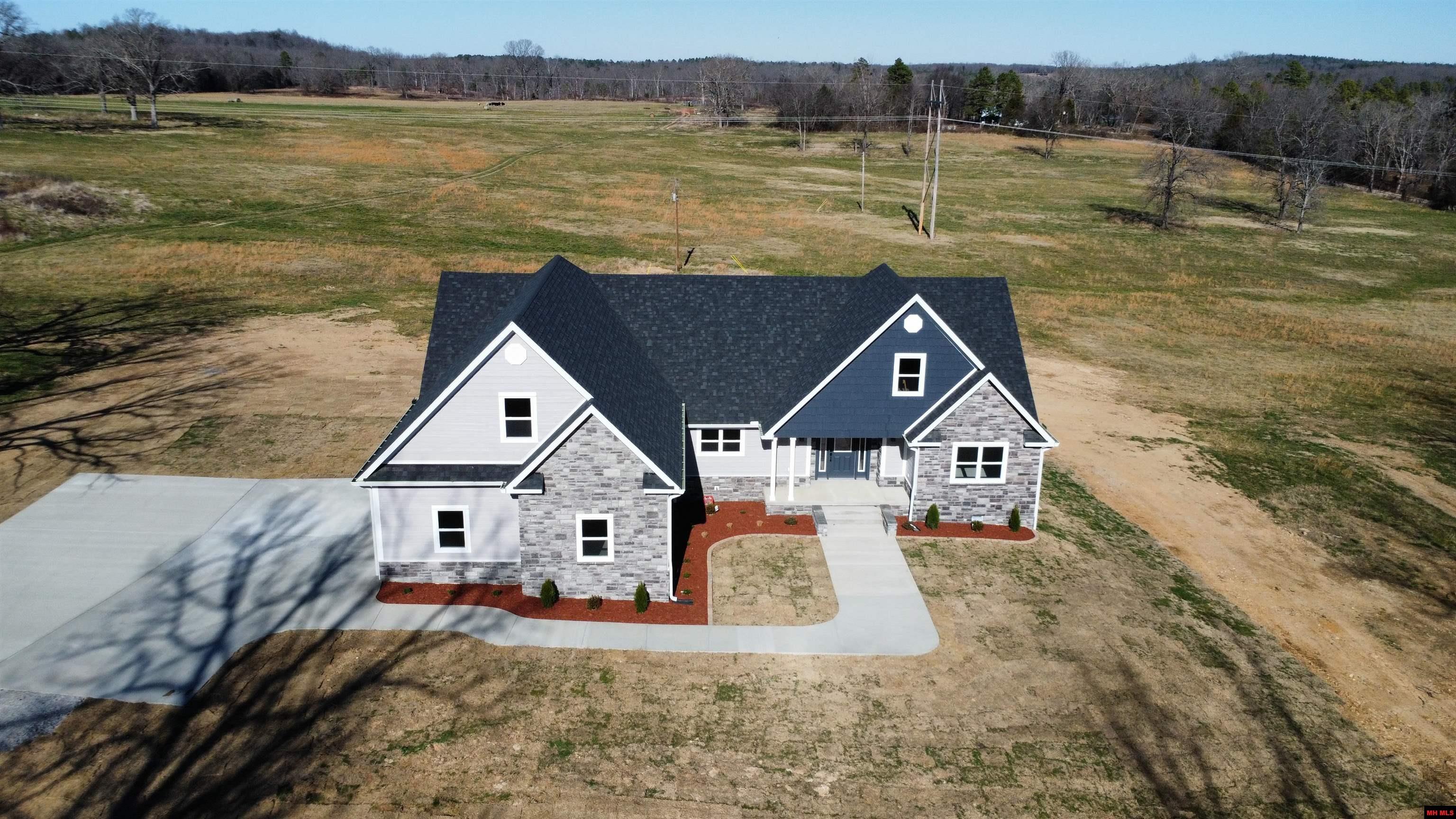 744 RODNEY CUTOFF Jordan, AR 72519