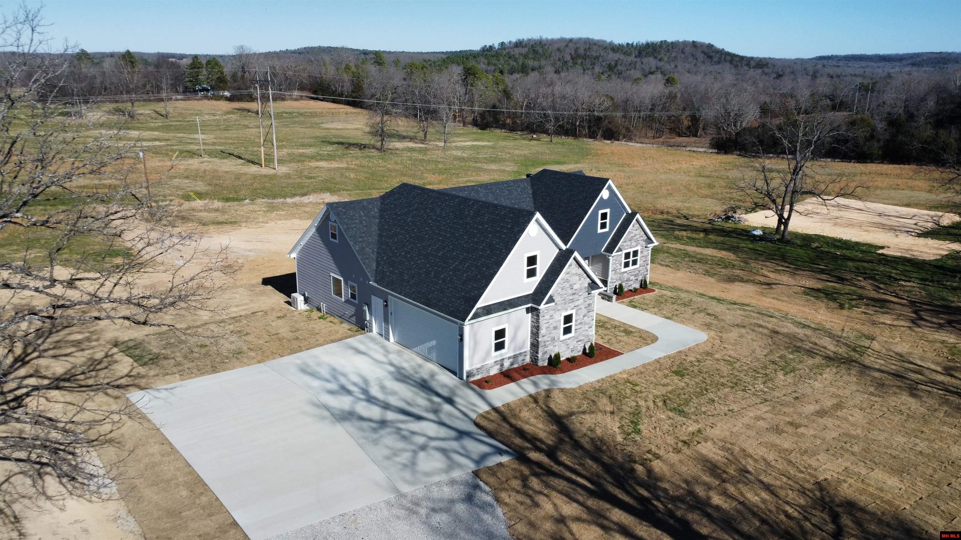 744 RODNEY CUTOFF Jordan, AR 72519