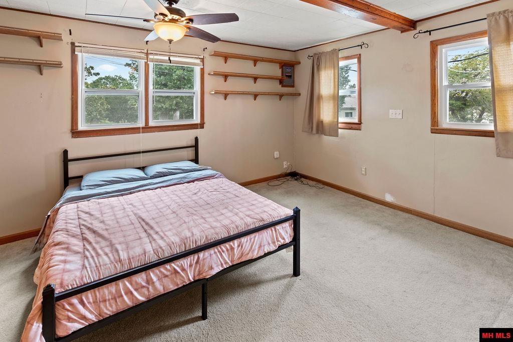 Unit 16 Golden Acre Road