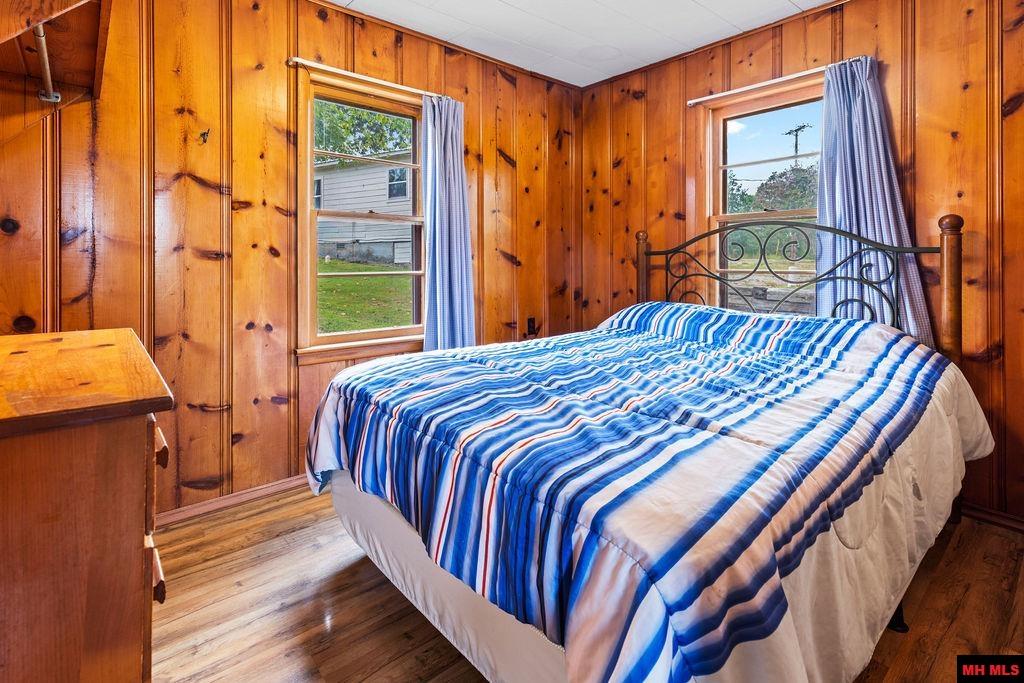 Unit 1 Golden Acre Road