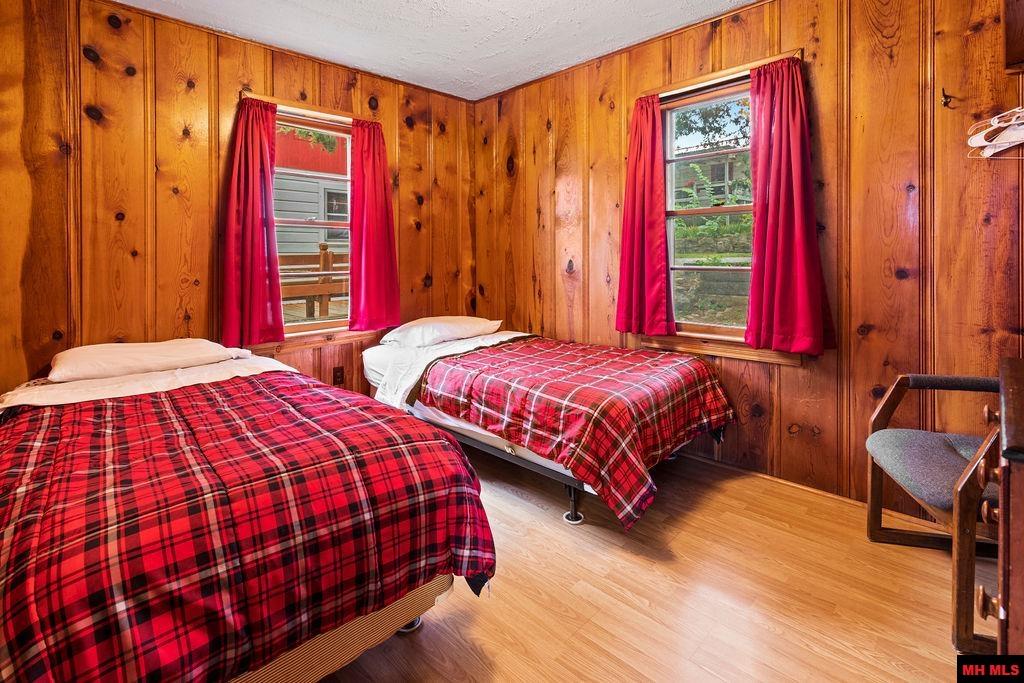 Unit 4 Golden Acre Road