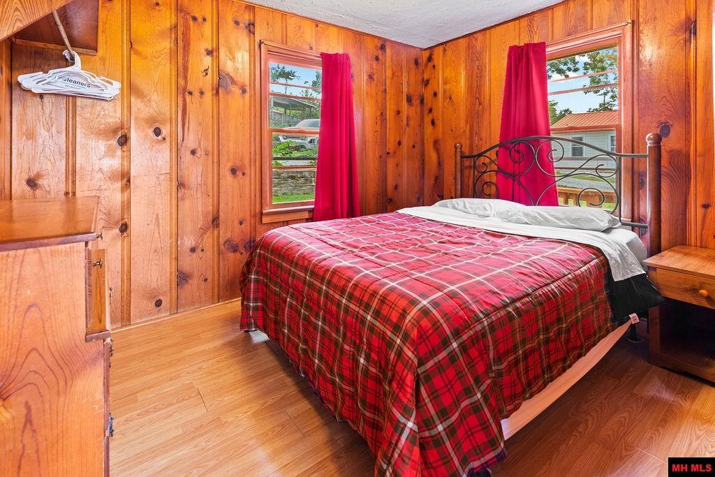 Unit 4 Golden Acre Road